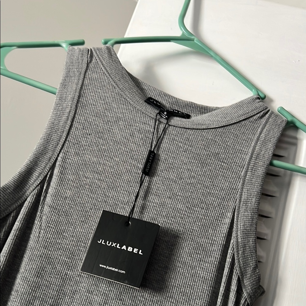 NWT Jluxlabel Gray Sleeveless MIDI Dress